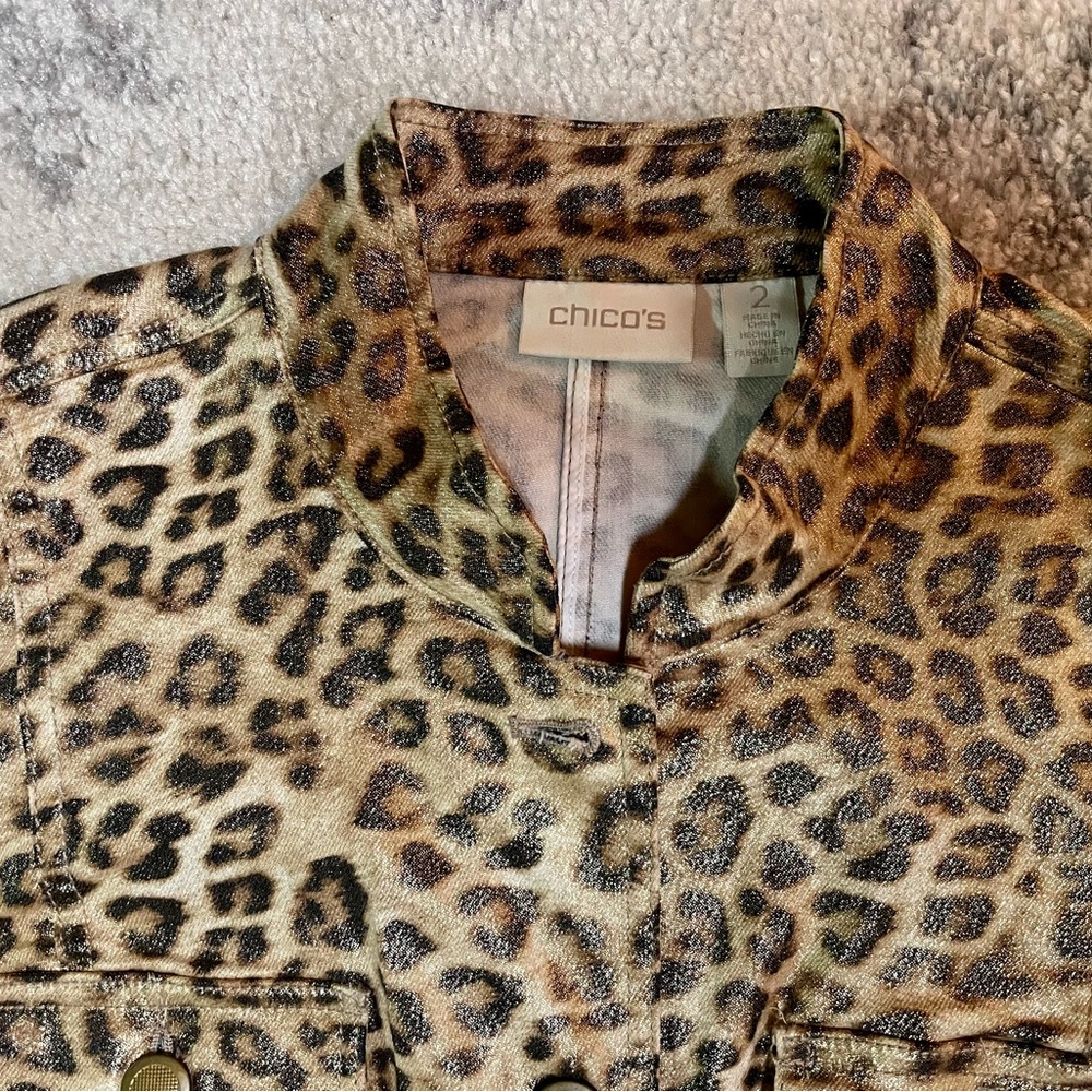 Chico's cheetah print jacket iridescent, Chico size 2, NWOT